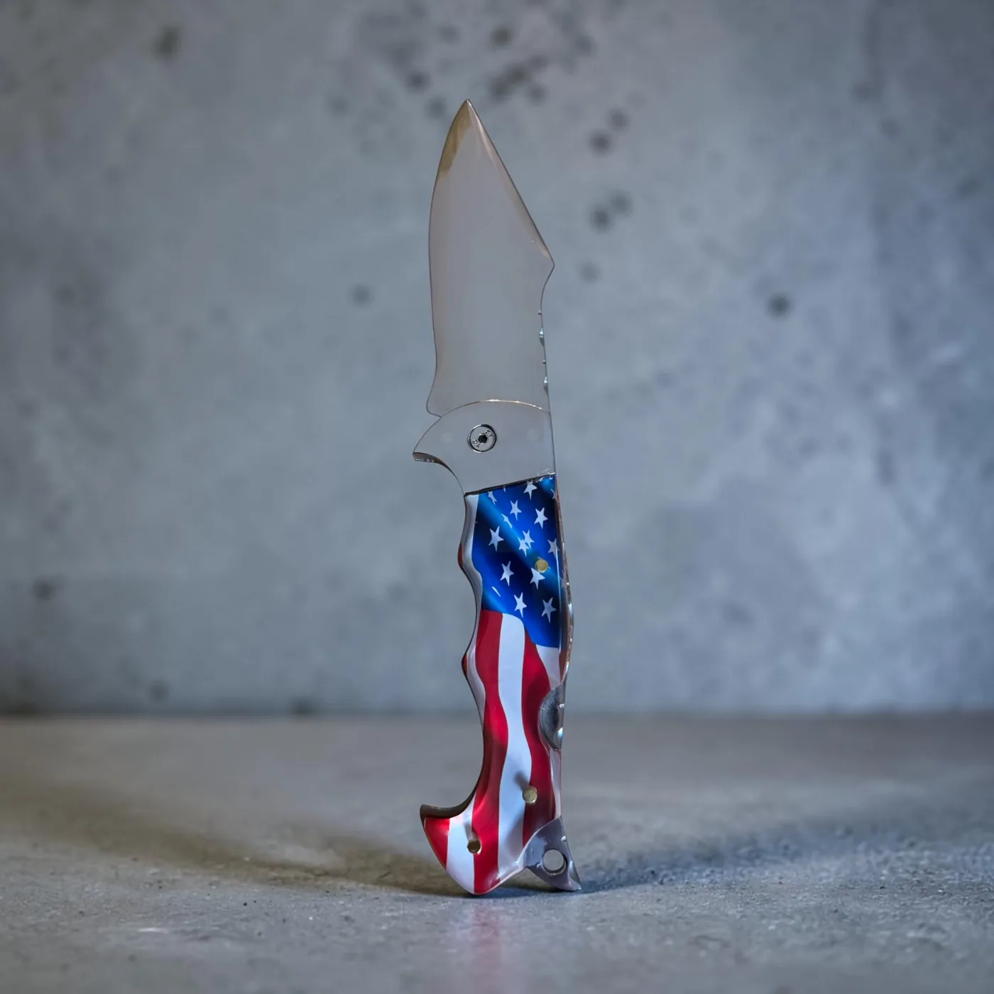 Shark Pocket Knife™ — Patriot Shark Edition